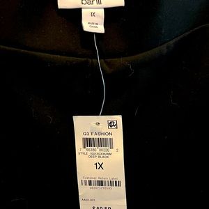 Bar III studded leggings! Size 1X. Brand NEW with tag!